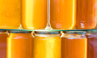 The New Beekeeper’s Guide to Marketing Honey Effectively with Containers and Labeling