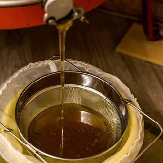 Understanding Fluid Ounces vs. Honey Weight